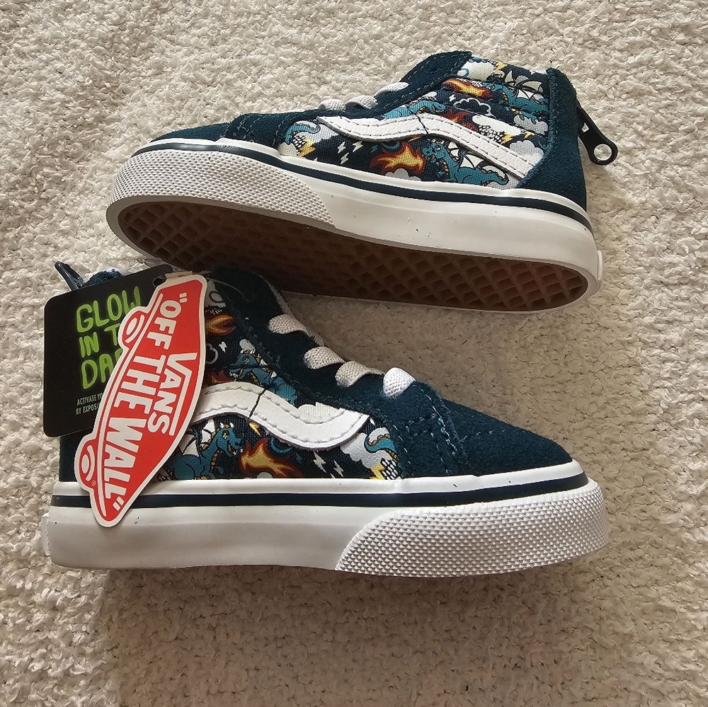 NWT Boys Vans size 5